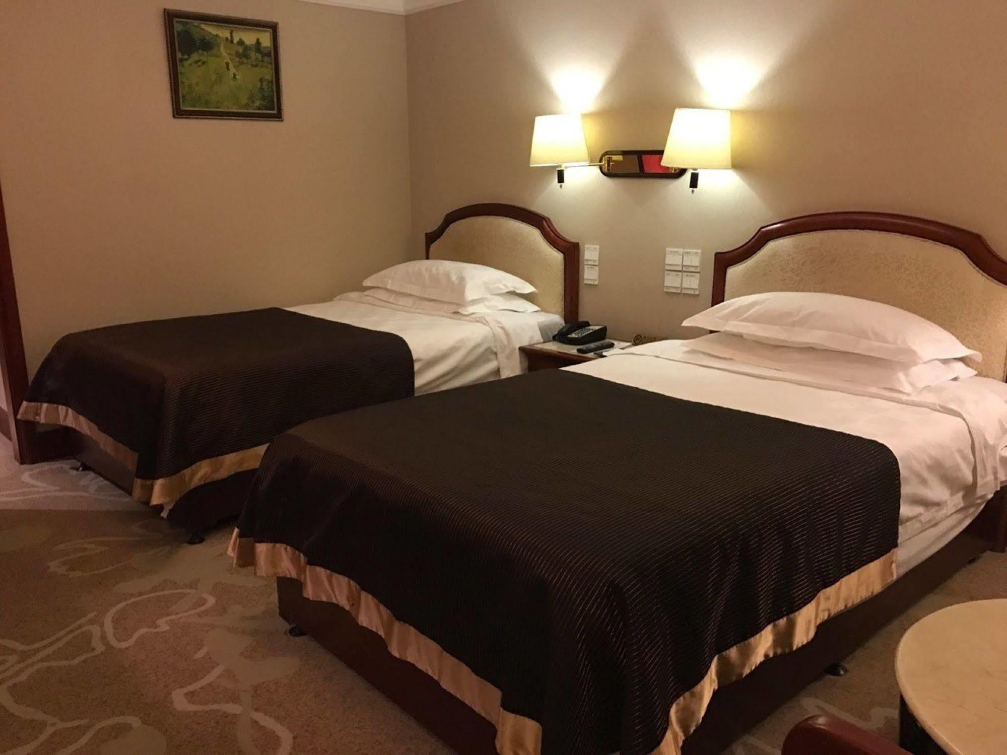 Beijing King Wing Hot Spring Hotel Dış mekan fotoğraf