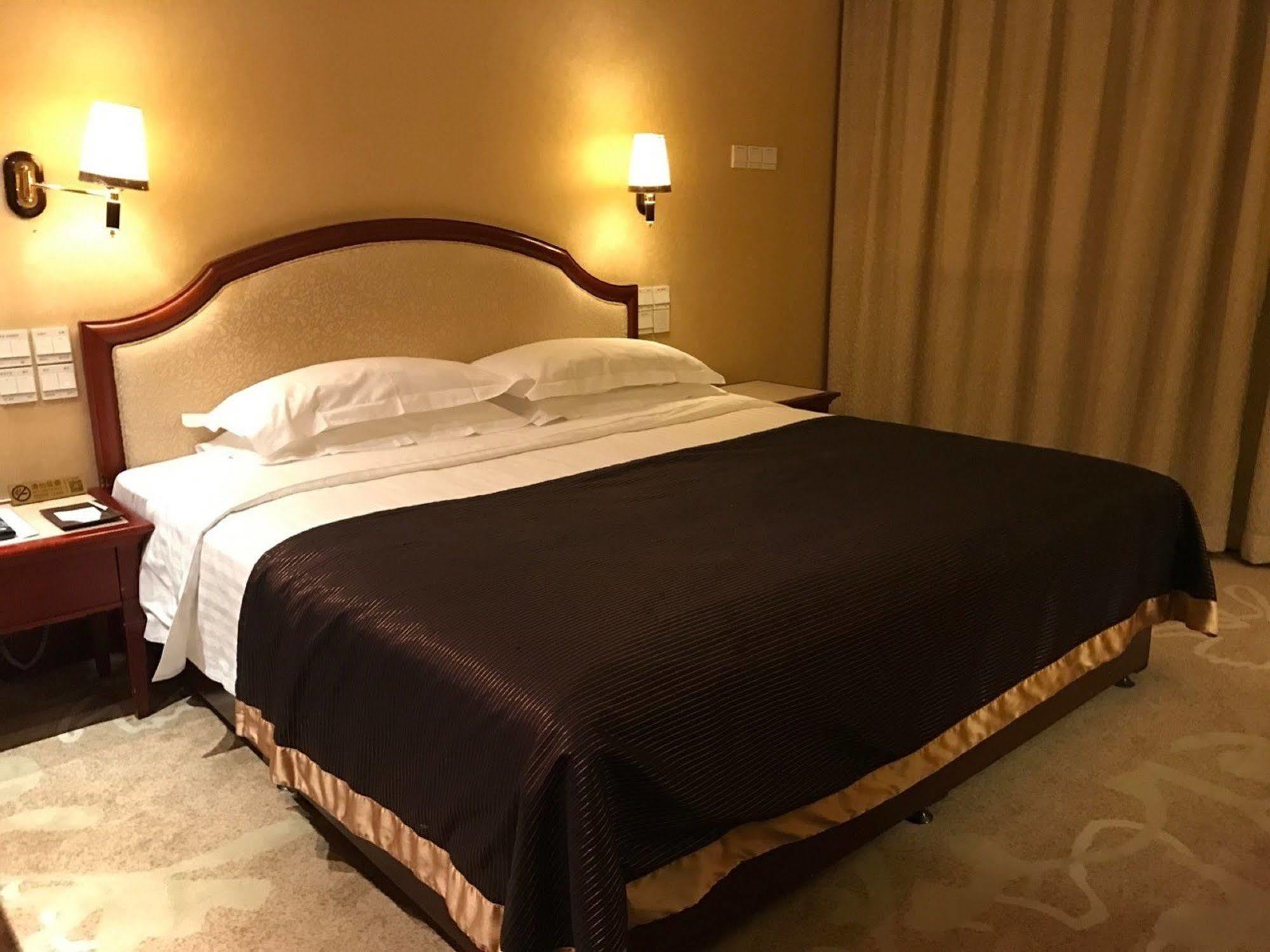 Beijing King Wing Hot Spring Hotel Dış mekan fotoğraf